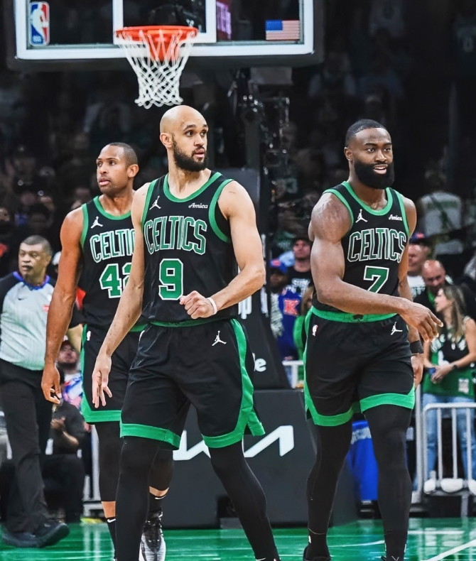 凯尔特人绝杀骑士,布克带队取胜 凯尔特人绝杀骑士,布克带队取胜