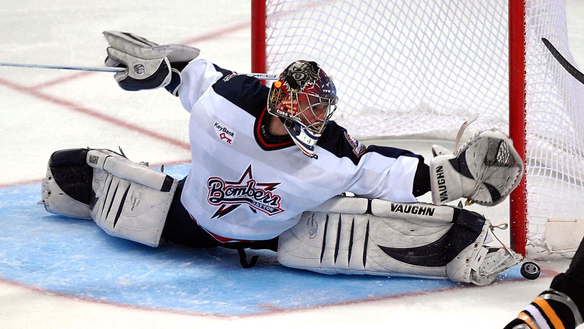 从欧冠半决赛到世界之巅，加拿大冰球的焦点战式胜利与日本启示