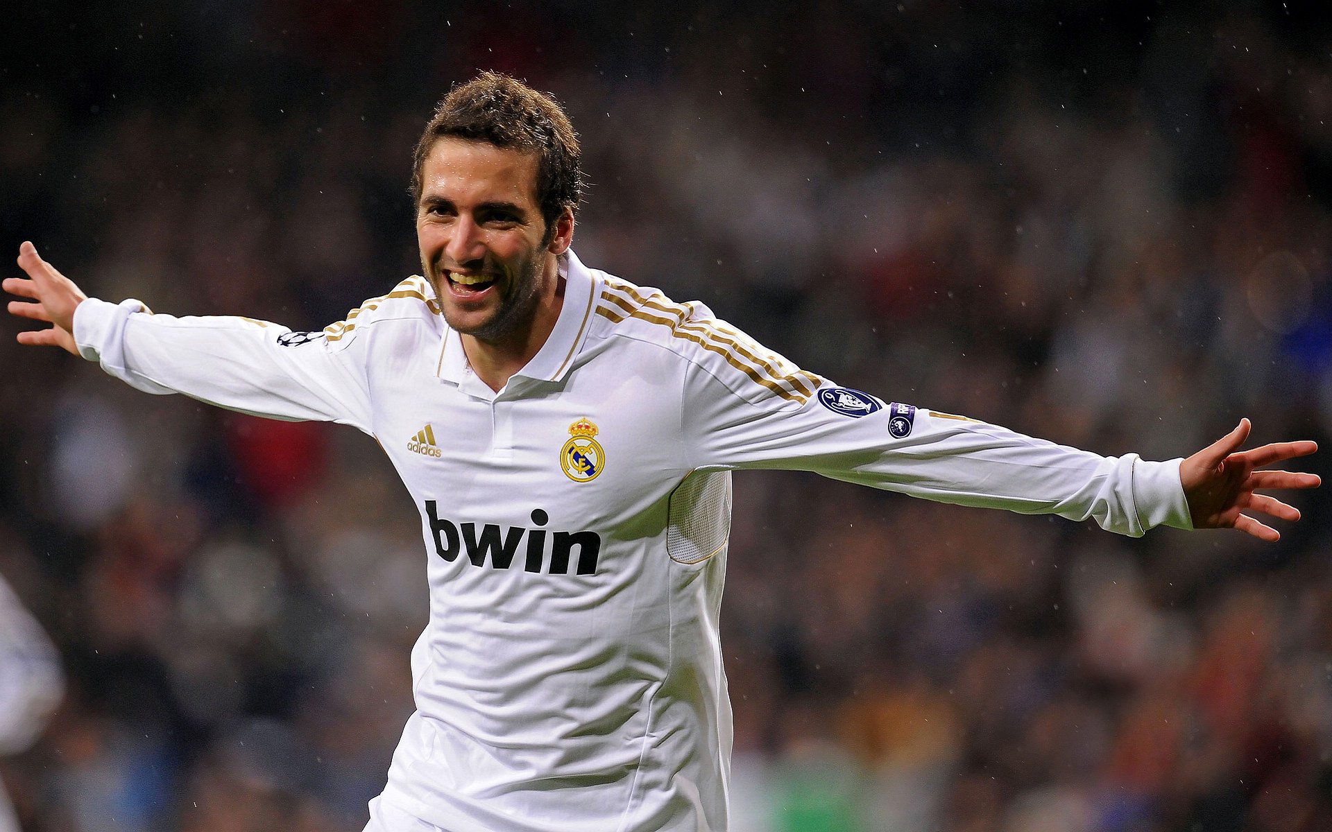 冰火淬炼，阿劳霍爆发与加拿大最后时刻绝杀，见证体育精神的唯一性