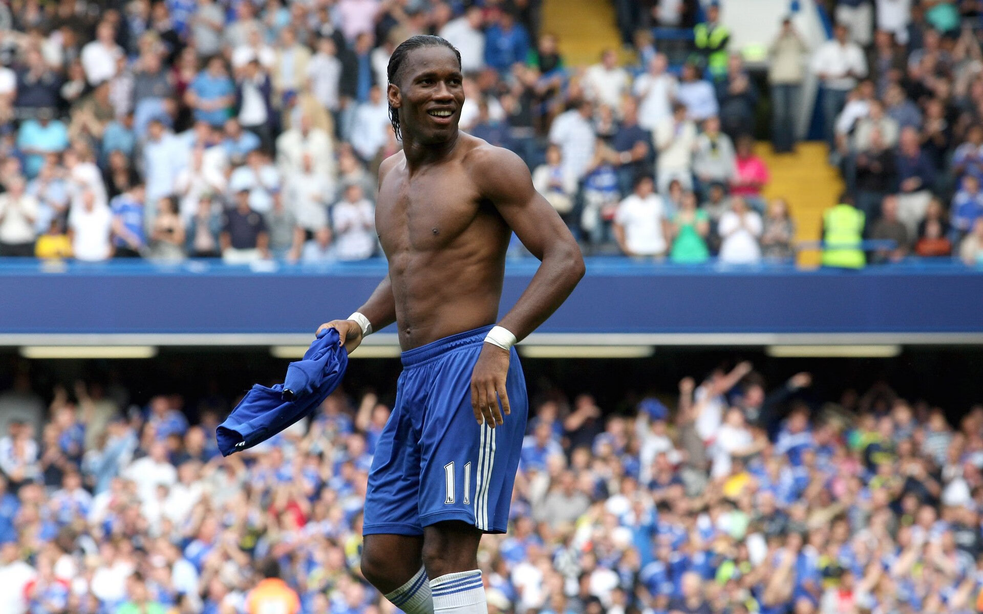 绿茵与硬木的双重奏，贝蒂斯掀翻枪手，佩德里西决封神