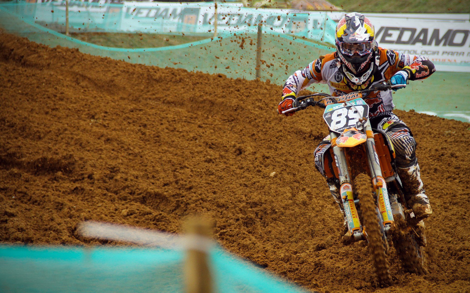 格子军团新星闪耀，戈麦斯惊艳四座力克枪手